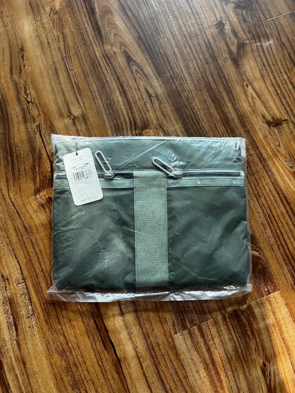 Lesportsac Pistachio Pouch Crossbody